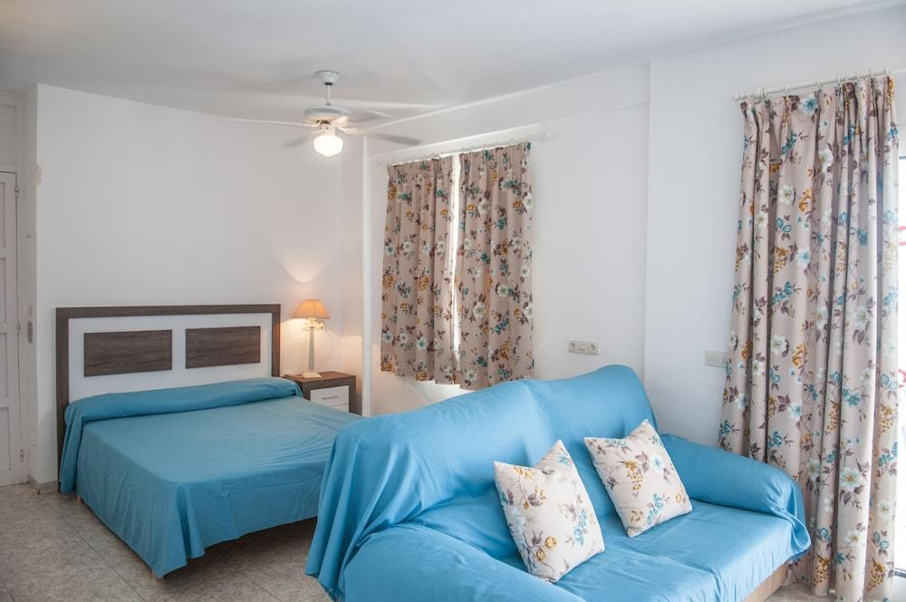 Apartamentos Vistamar Санто Томас Экстерьер фото
