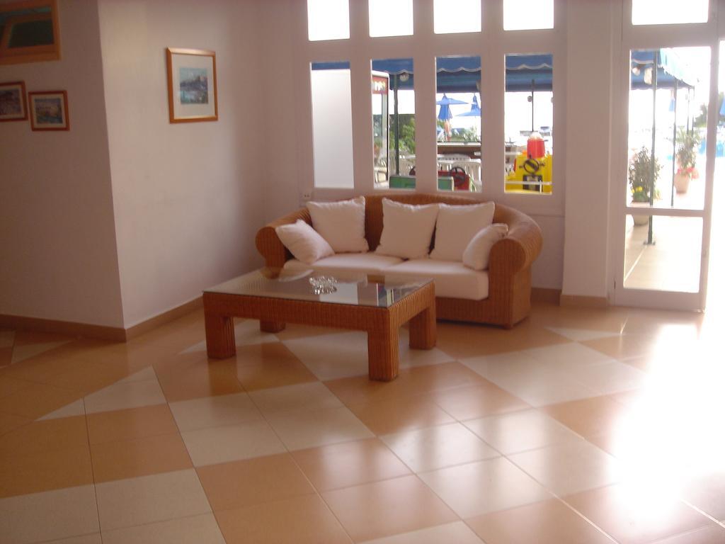 Apartamentos Vistamar Санто Томас Экстерьер фото